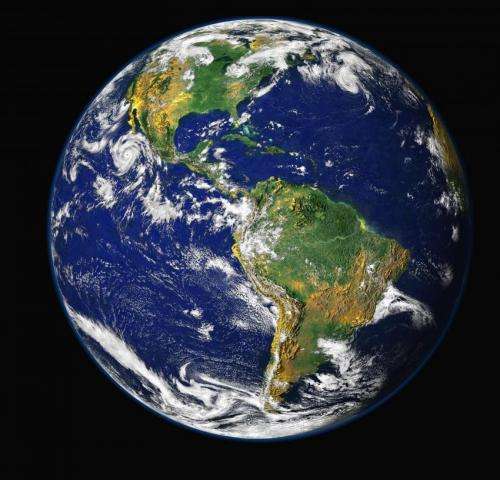 Uma imagem composta do hemisfério ocidental da Terra