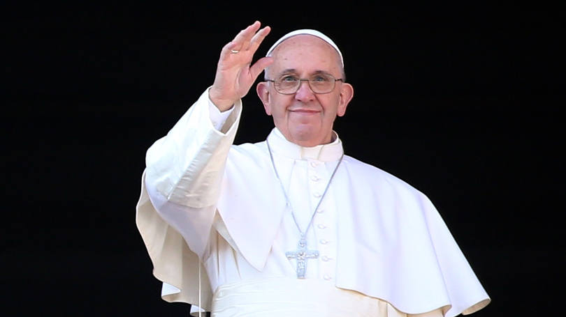 Papa Francisco: pontífice conseguiu a admiração dos presentes ao dar em seu papamóvel uma volta pela praça