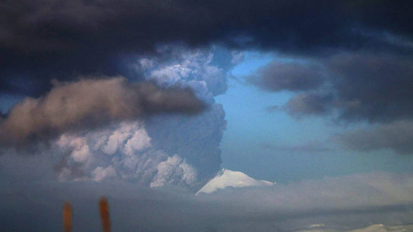 Vulcão Pavlof: a erupção do vulcão Pavlof aconteceu abruptamente, sem que houvesse uma atividade prévia que o antecipasse