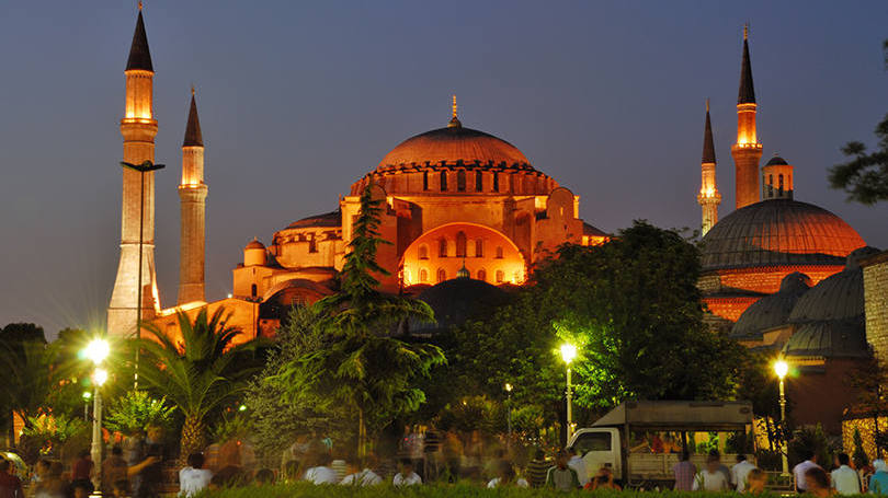 Istambul: Quando entrar na mesquita, mantenha-se em silêncio