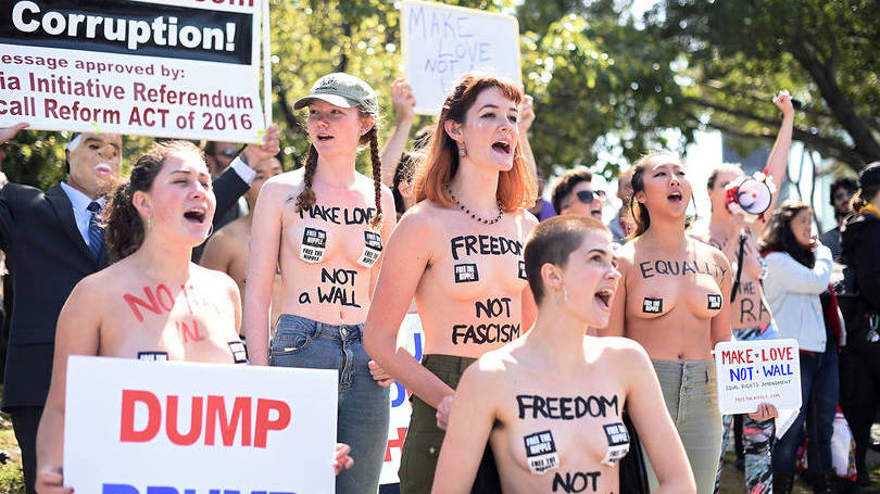 Mulheres protestam contra Trump e a favor da igualdade
