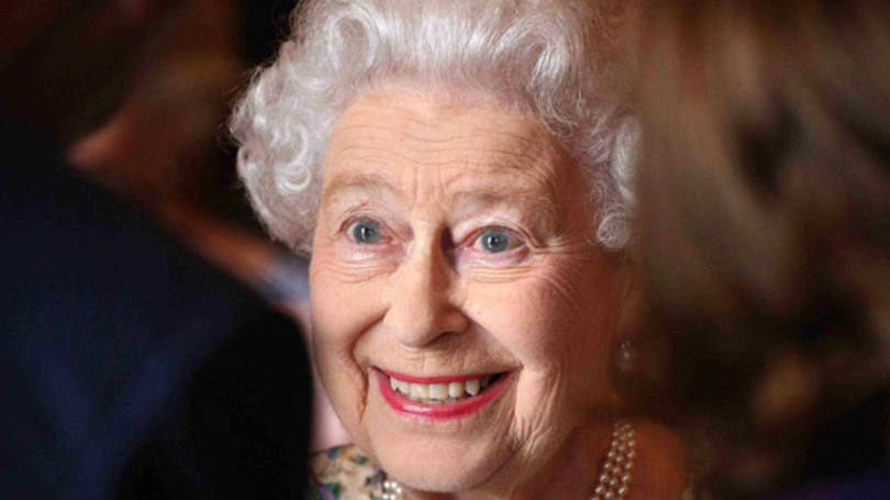 Rainha Elizabeth II: "O referendo é um assunto que os britânicos devem decidir"