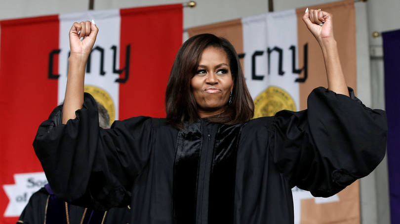 Michelle Obama: "Aqui não sucumbimos ao medo, não deixamos que nossas diferenças nos dividam, nem construímos muros"