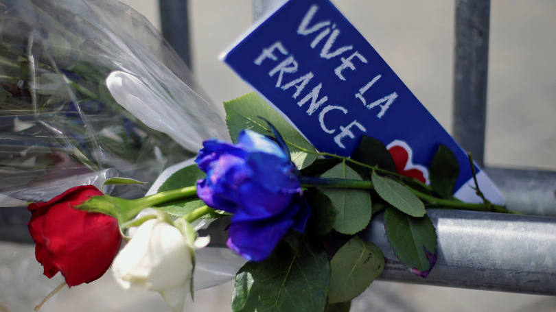 Nice: depois do massacre, muitas mensagens foram publicadas nas redes sociais para pedir informações sobre parentes em paradeiro desconhecido