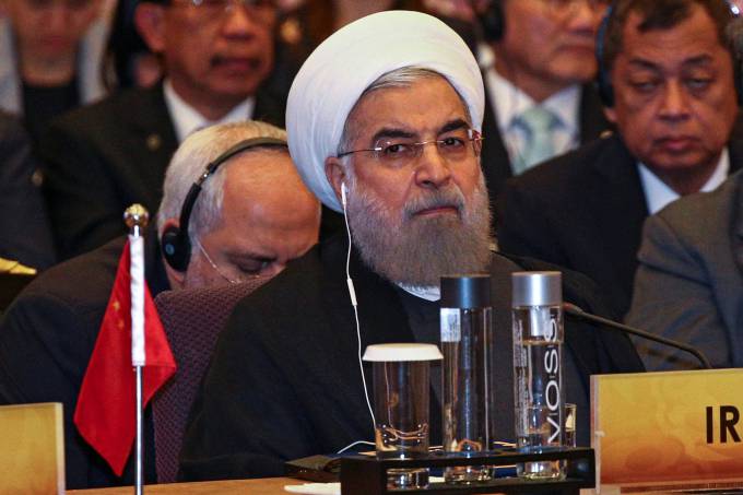 Hassan Rouhani: "Vocês viram o debate e a forma como eles falam, acusando um ao outro?