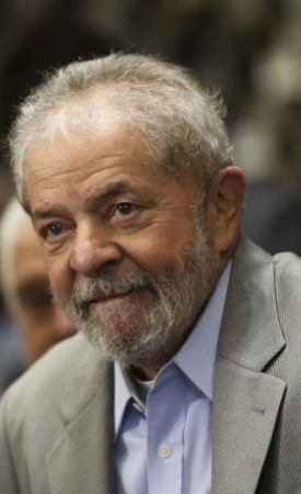 Além do antigo governante foram acusadas outras dez pessoas, incluindo o empresário Marcelo Odebrecht e Taiguara Rodrigues dos Santos
