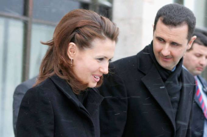 Asma Assad e Bashar al-Assad: ela não disse quem fez as ofertas