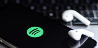 Por que os pais escutam música no Spotify… e os filhos no , Tecnologia