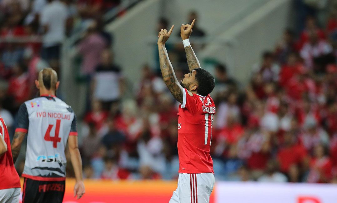 Brasileiro encerra jejum no triunfo do Benfica sobre o Olhanense por 1 a 0 pela Taça de Portugal