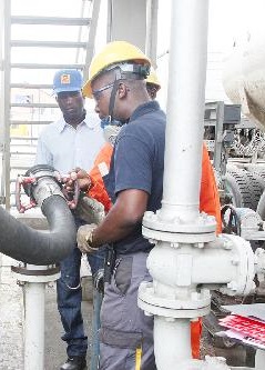 A Sonangol garante que o custo operacional médio ponderado da indústria petrolífera em Angola foi de 7,62 dólares por barril em 2016, excluindo os custos de abandono de produção