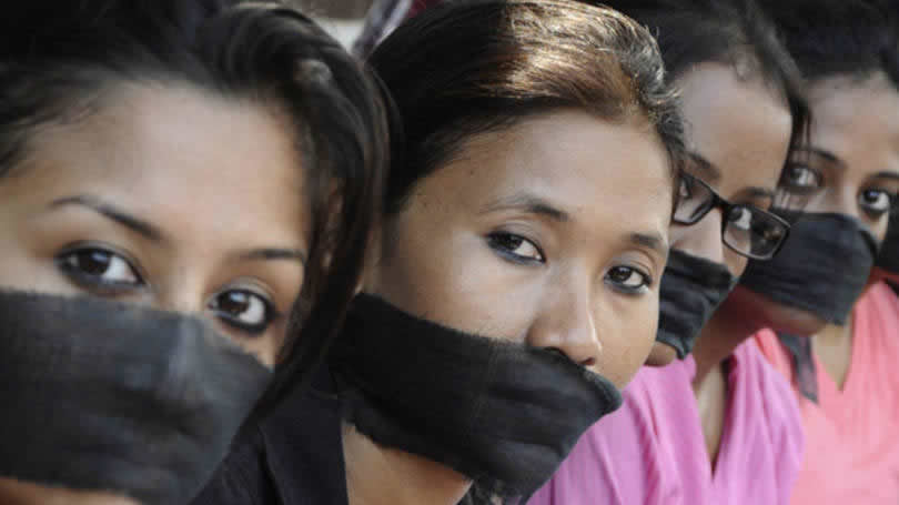 Mulheres protestam contra estupro na Índia: dados demonstram uma mudança na conscientização da sociedade