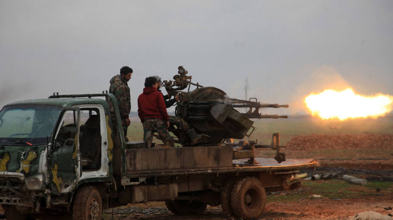 Exército sírio: a expectativa de vida no país caiu de 70 anos em 2010 para 55,4 em 2015