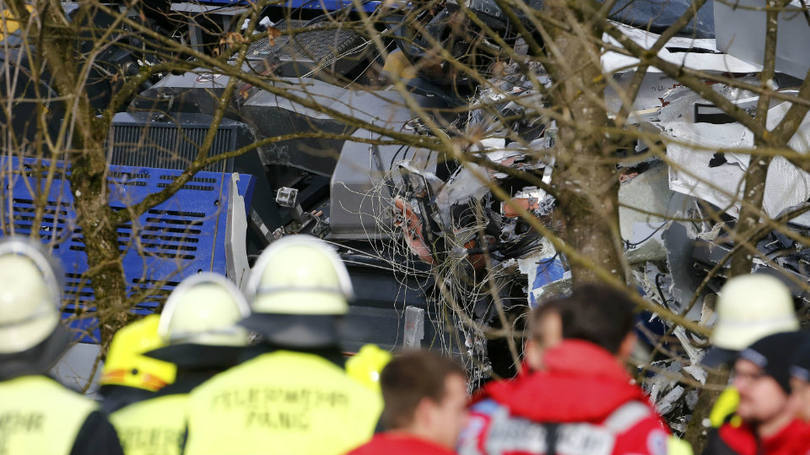 Acidente de trem: uma pessoa ainda está desaparecida após o choque entre as composições na Alemanha