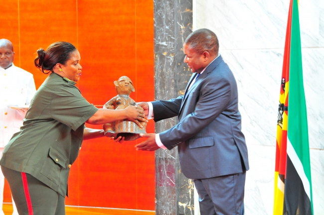 PRESIDENTE DA REPÚBLICA REITERA COMPROMISSO DE RESTABELECIMENTO DA PAZ