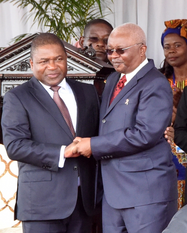 NYUSI ENDEREÇA FELICITAÇÃO PELO ANIVERSÁRIO DE ARMANDO GUEBUZA