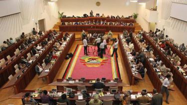 Arranca, esta quarta-feira, a terceira sessão ordinária da Assembleia da República com 23 pontos agendados.