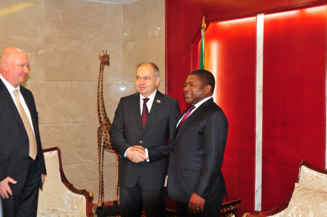 O Presidente da República, Filipe Nyusi, recebeu em audiência, esta quinta-feira em Maputo, o vice-presidente do parlamento da federação russa