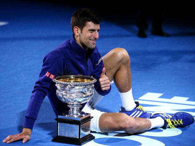 Partida entre sérvio e Gustavo Kuerten aconteceu em novembro de 2012, no Maracanãzinho, com o brasileiro vencendo por 2 sets a 0