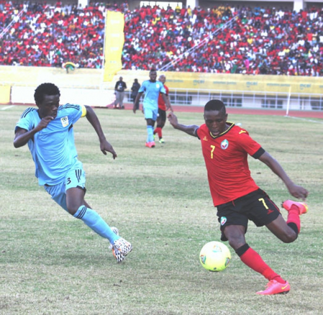 A selecção nacional “A” de futebol de Moçambique, os “Mambas” já se encontra em Acra palco do jogo com o Ghana,