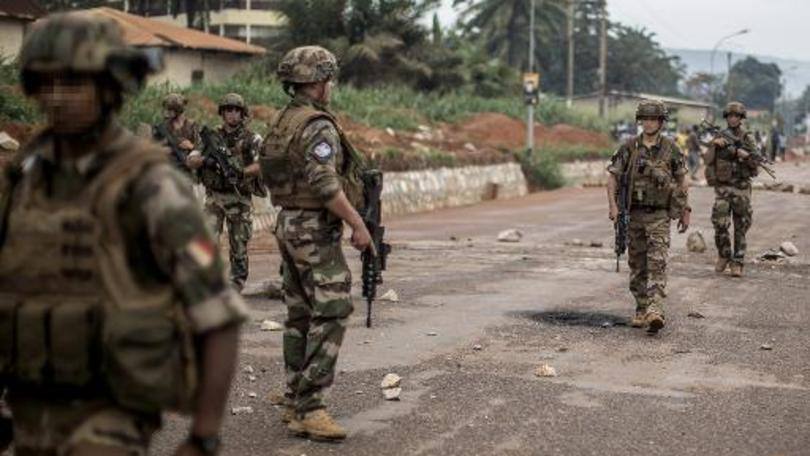 Abusos: soldados franceses teriam forçado meninas a realizar atos sexuais em troca de dinheiro