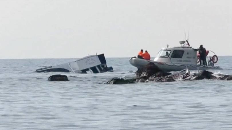 Naufrágio no Mar Egeu: mortes continuam, apesar das tentativas da União Europeia de reduzir o fluxo migratório