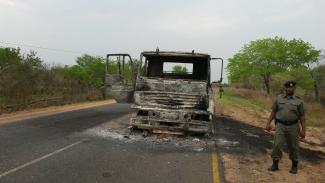 FRELIMO APELA A RENAMO A PARAR COM MATANÇAS E DESTRUIÇÃO DO PAÍS