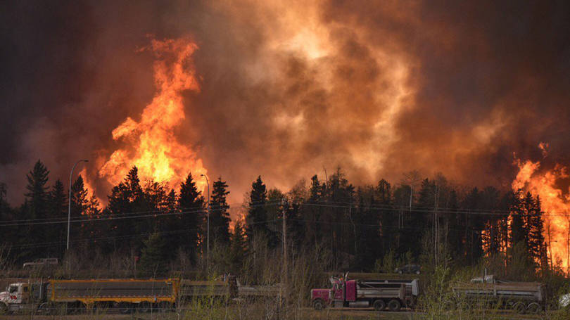 Incêndio: apesar da espetacularidade do incêndio e da magnitude da evacuação, as autoridades apontaram que, por enquanto, não têm constância de vítimas mortais