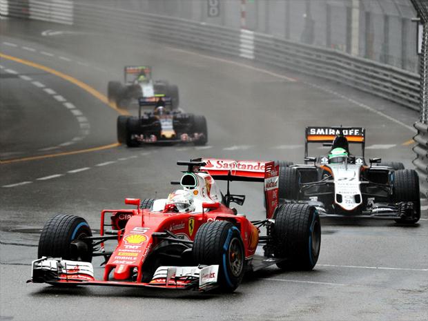 Vettel ainda busca, na Ferrari, bons desempenhos com a Red Bull 