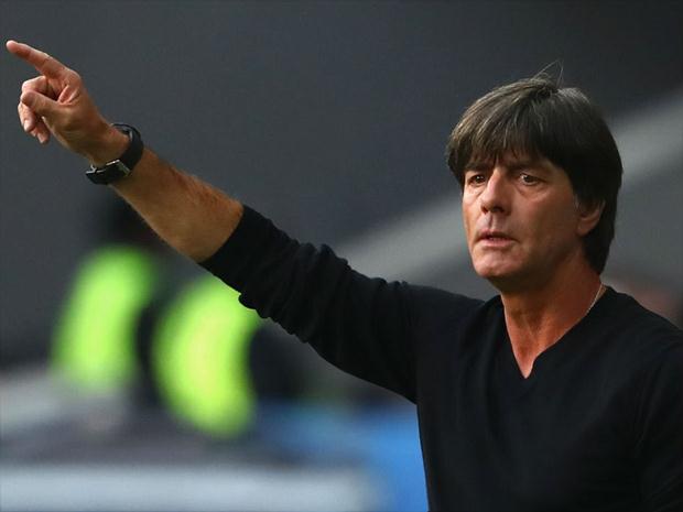 Após eliminar a Eslováquia nas oitavas de final, Löw projetou o duelo contra os italianos