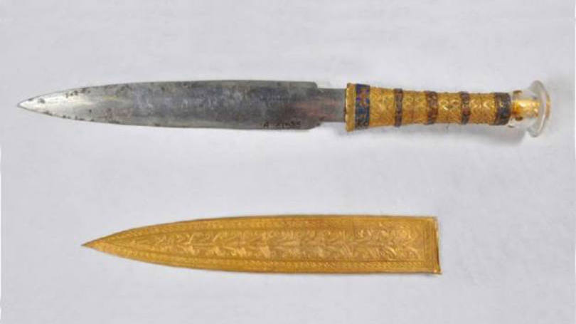 Faca de Tutancâmon: os cientistas foram mais longe e compararam o metal da faca com o de meteoritos conhecidos na região