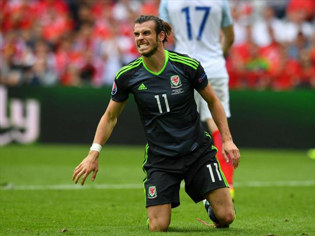 Bale, destaque do elenco galês, foi o autor do gol que abriu o placar no duelo desta quinta-feira contra a Inglaterra