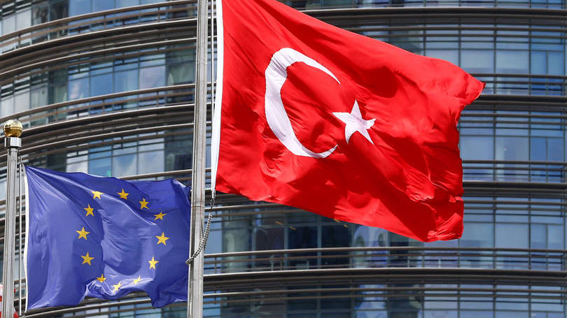 UE e Turquia: ele já tinha sido convocado por citar um provérbio popular que recomenda "começar as coisas como um turco e acabá-las como um alemão"