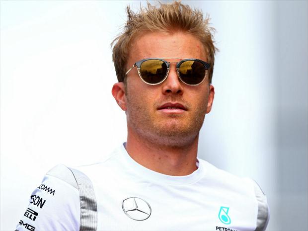 Superado pelo companheiro de equipe, Rosberg quer pensar 'corrida a corrida' para voltar à liderança