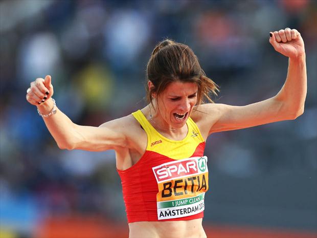 Ruth Beitia afirmou que atletas deveriam se preocupar mais com violência do que com o zika vírus