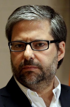 Apologista de um aprofundamento das relações bilaterais, Marco António Costa sugeriu que se facilite e maximize o acesso dos países da CPLP, "e particularmente de Angola"