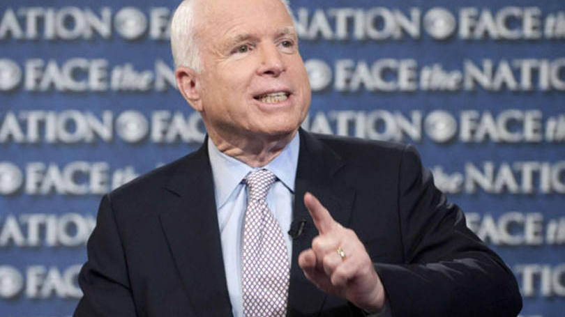 John McCain: o IIR é financiado tanto pelo governo como pelo Congresso americano