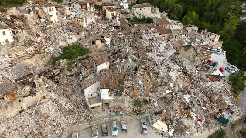 Terremoto na Itália: ao menos 290 pessoas morreram após o desastre