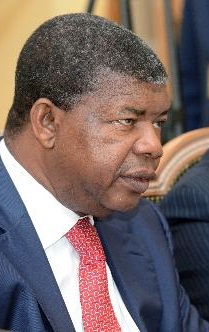 Para João Lourenço, o facto de Chivukuvuku ter actualizado os seus dados representa um voto de confiança no processo. 