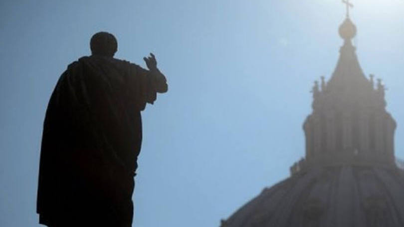 Cúpula da Basílica de São Pedro: exorcista mais famoso do Vaticano, Gabriele Amorth morreu neste domingo aos 91 anos de idade