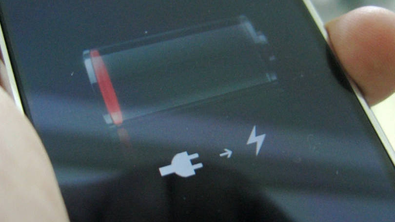 Bateria: para que a recarga remota se torne realidade, as empresas precisarão transpor obstáculos relativos à saúde e à segurança