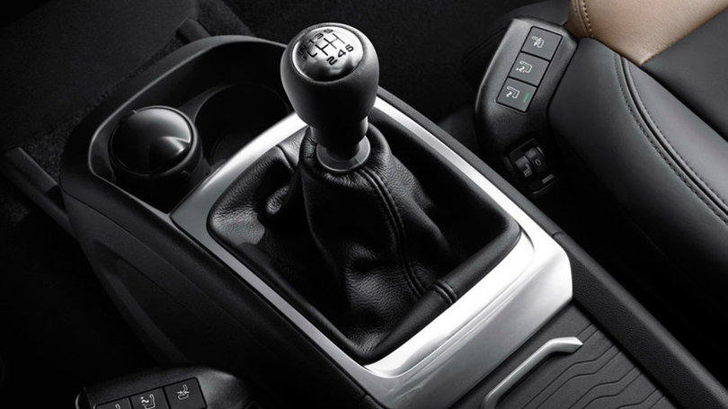 Câmbio manual: Em carros mais caros, já é uma tecnologia rara