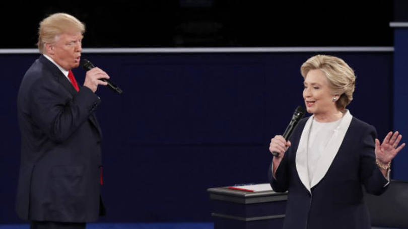 Trump e Hillary durante debate: os dados não incluem os milhões que assistiram pela internet, redes sociais, em bares e restaurantes