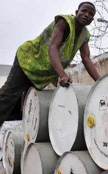 A Nigéria destronou em outubro Angola como maior produtor africano de petróleo, ao fim de sete meses de liderança, 