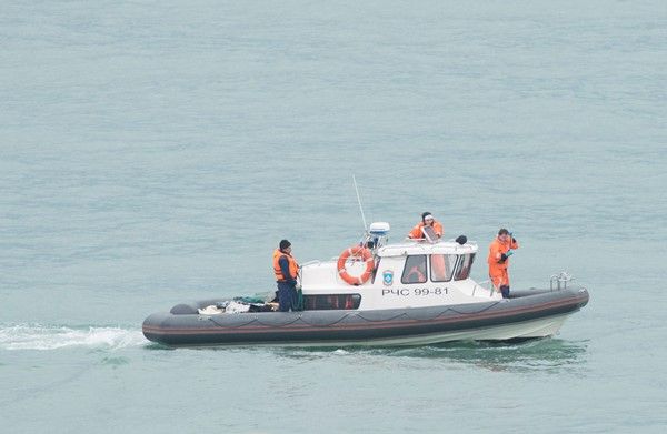 Avião militar caiu no Mar Negro com 92 pessoas a bordo