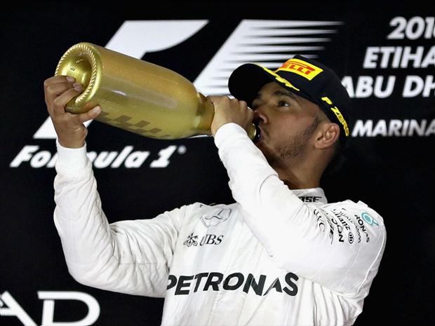 Piloto da Mercedes disse que o ambiente é ótimo quando se faz parte da equipe e cutucou: 'se não aguentar o calor, não venha'