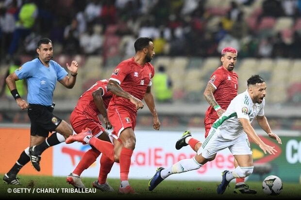 Campeã Argélia cai com estrondo e já vê «oitavos» da CAN por um canudo