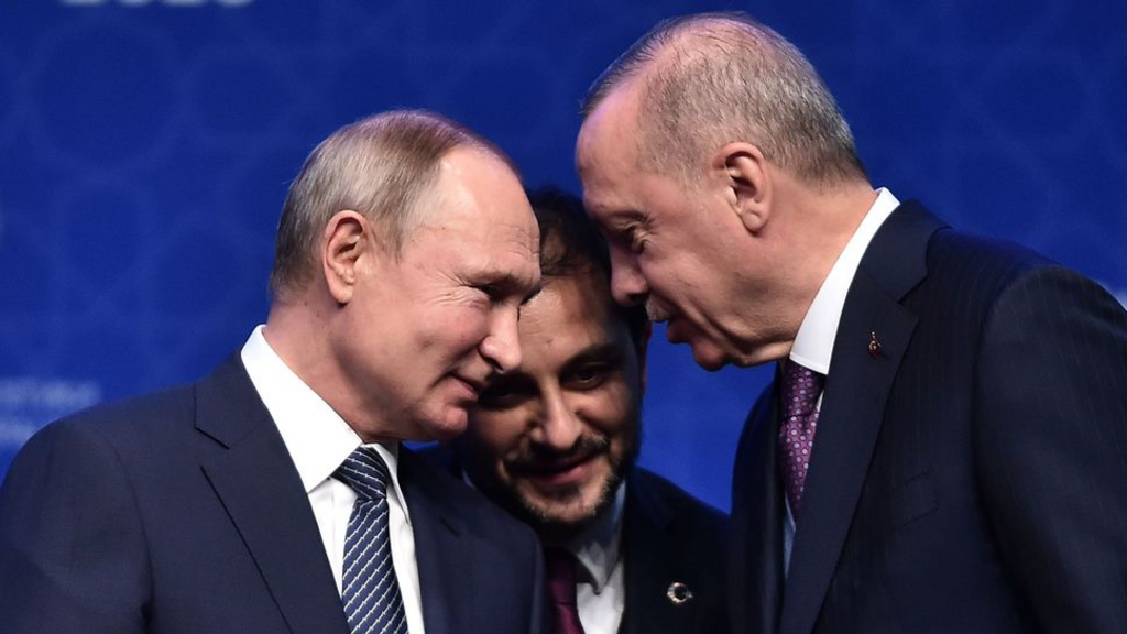 Kiev critica Turquia por manter posição de neutralidade relativamente à Rússia