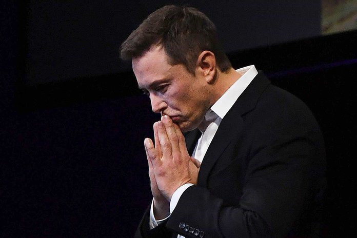 Reviravolta incrível: Elon Musk recua e quer comprar o Twitter