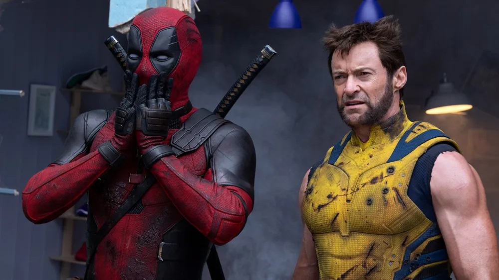 ‘Deadpool & Wolverine’ alcança a 6ª maior estreia de sempre, com 211 milhões de dólares, faz história com classificação R