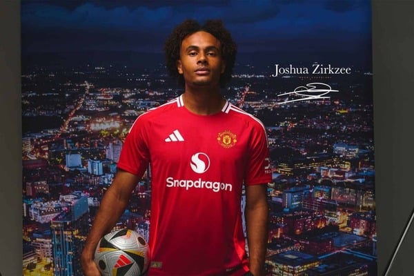 Zirkzee reforça o ataque do Manchester United